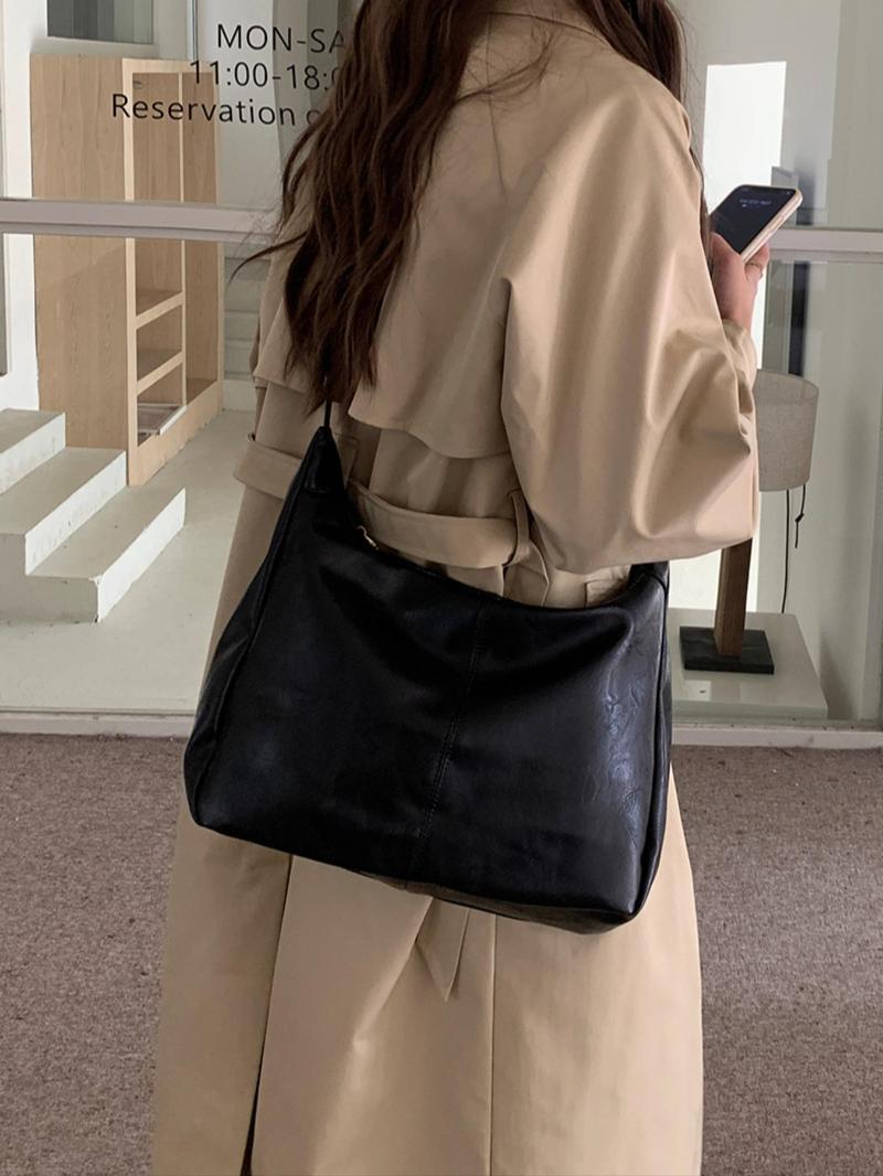 Auréa Shoulder Bag | Full-Grain Leather, Spacious Design 4