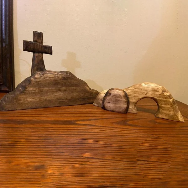 Elysian Easter Tableau | Wooden Christian Decoration 6