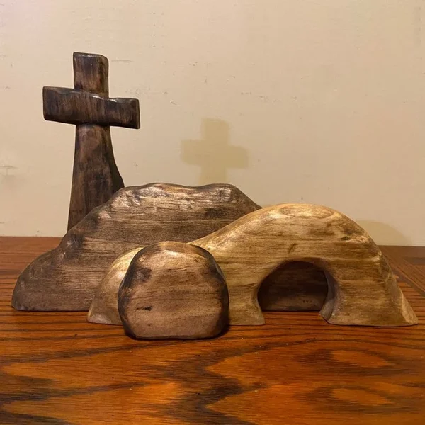 Elysian Easter Tableau | Wooden Christian Decoration 7
