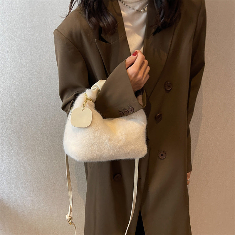 Faux Fur Chic Bag | Multifunctional, Skin-Friendly 5