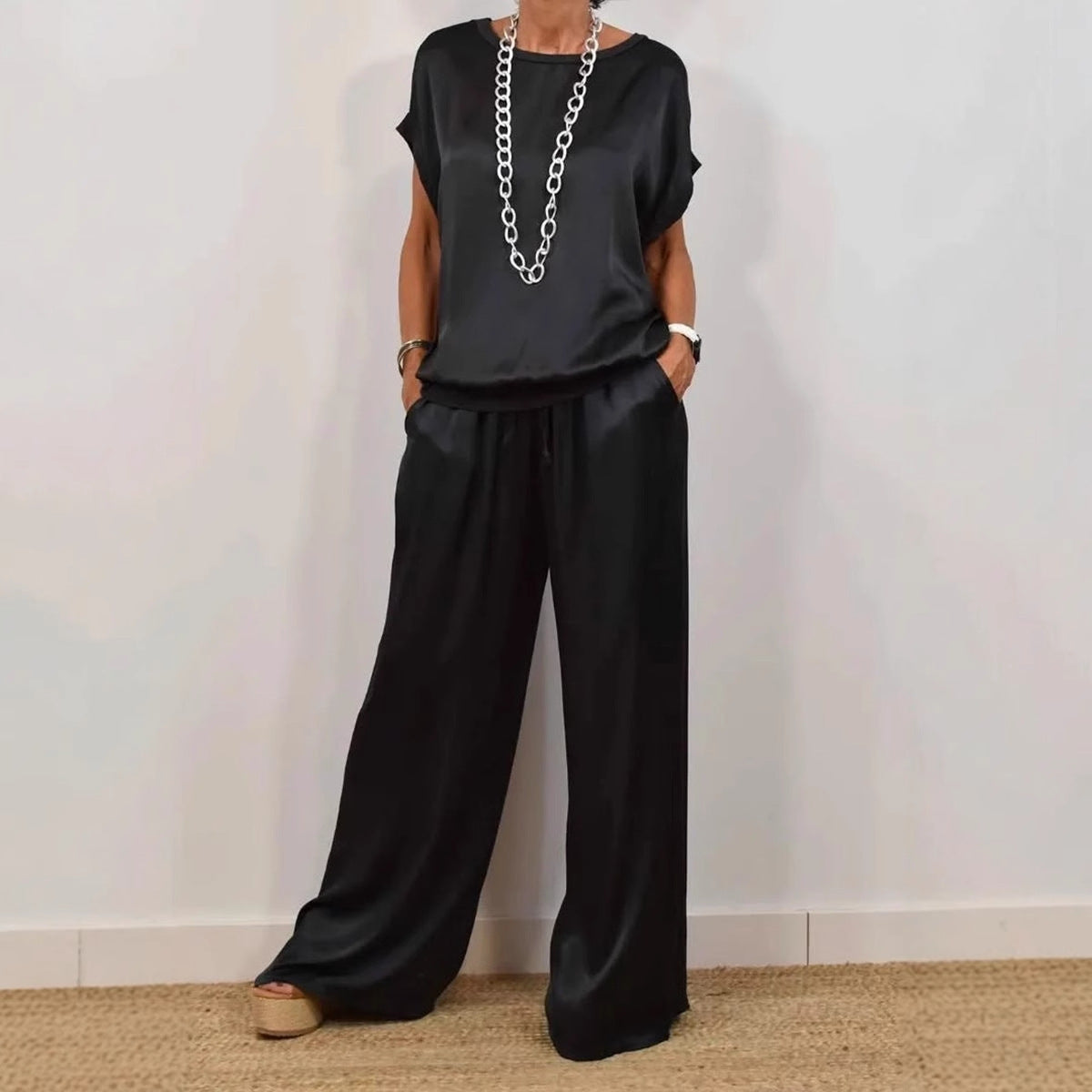 Luxe Satin Two-Piece Suit | Effortless Elegance 1