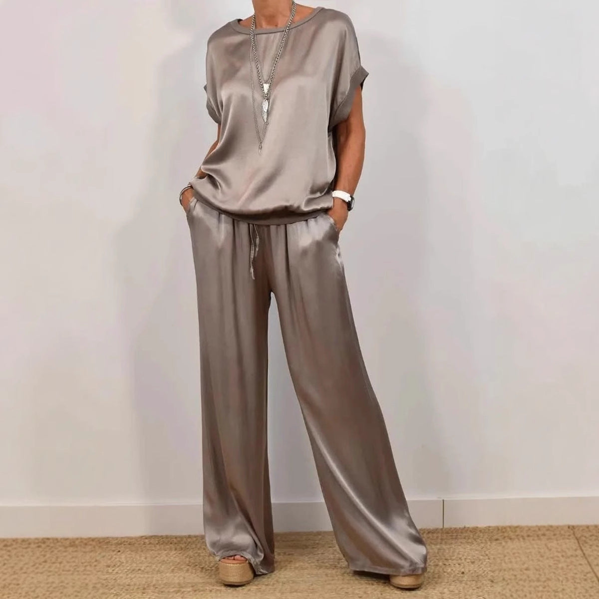 Luxe Satin Two-Piece Suit | Effortless Elegance 2