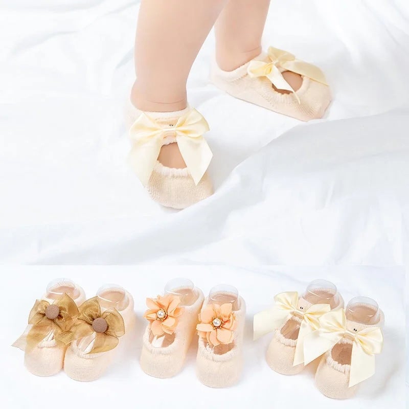 Pinky Baby Socks | Ultra-Soft Cotton Blend, Non-Slip 3