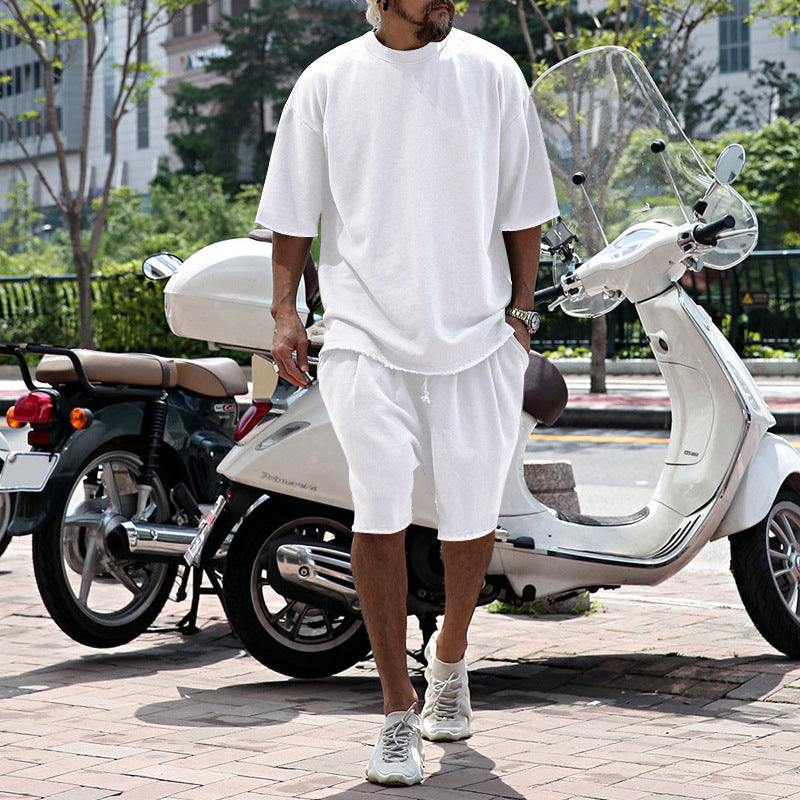 Sleek Sports Set | Moisture-Wicking, Loose Fit 2