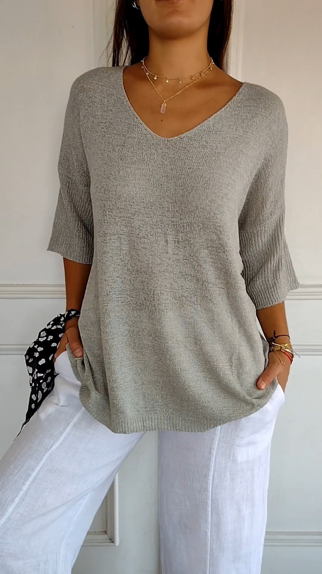 Sola V-Neck Top | Knitted, Minimalist Style 16