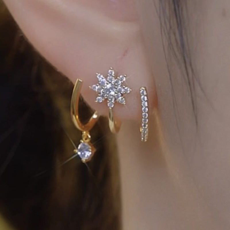 Sparklia Claw Earrings | Celestial Design, Comfortable Fit 4