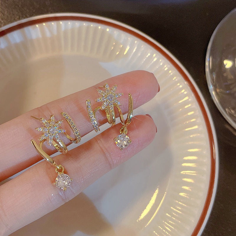 Sparklia Claw Earrings | Celestial Design, Comfortable Fit 5