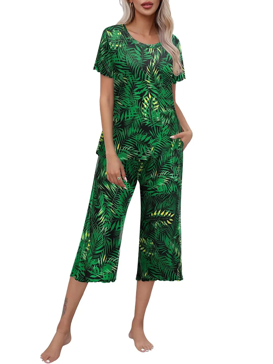 Sunny Capri Set | Printed Short Sleeve Pajama 8