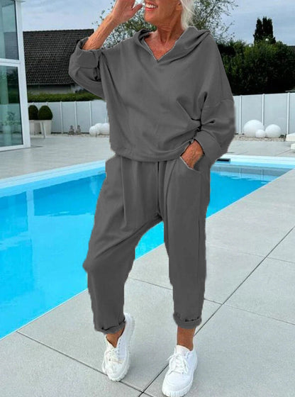 Tina Hoodie Set Women | Comfortable Sweatshirt and Sweatpants Ensemble 8