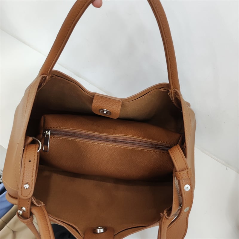 Wanda Leather Tote Bag | Adjustable Shoulder Strap, Versatile Design 6